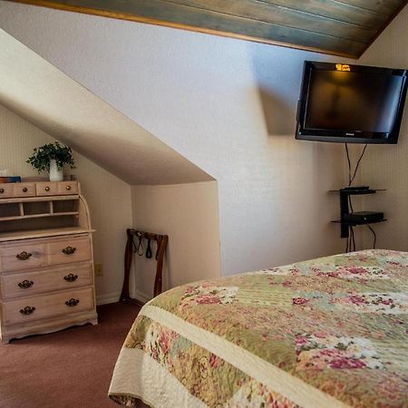 Grist Mill Inn Монтичелло Экстерьер фото