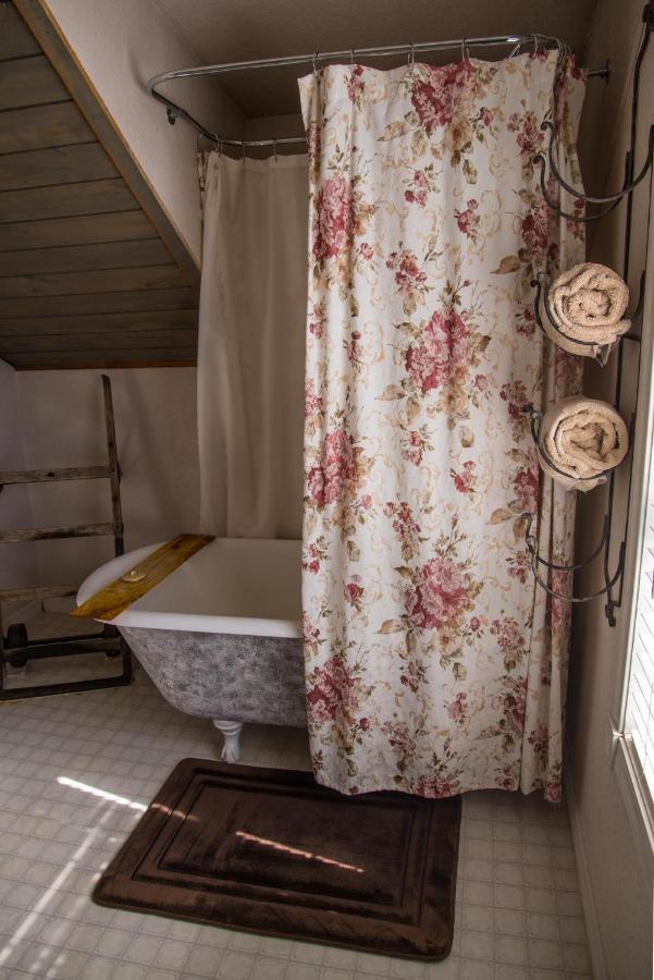 Grist Mill Inn Монтичелло Экстерьер фото