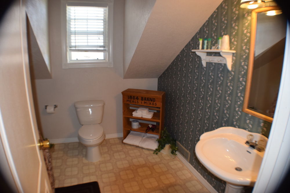 Grist Mill Inn Монтичелло Экстерьер фото